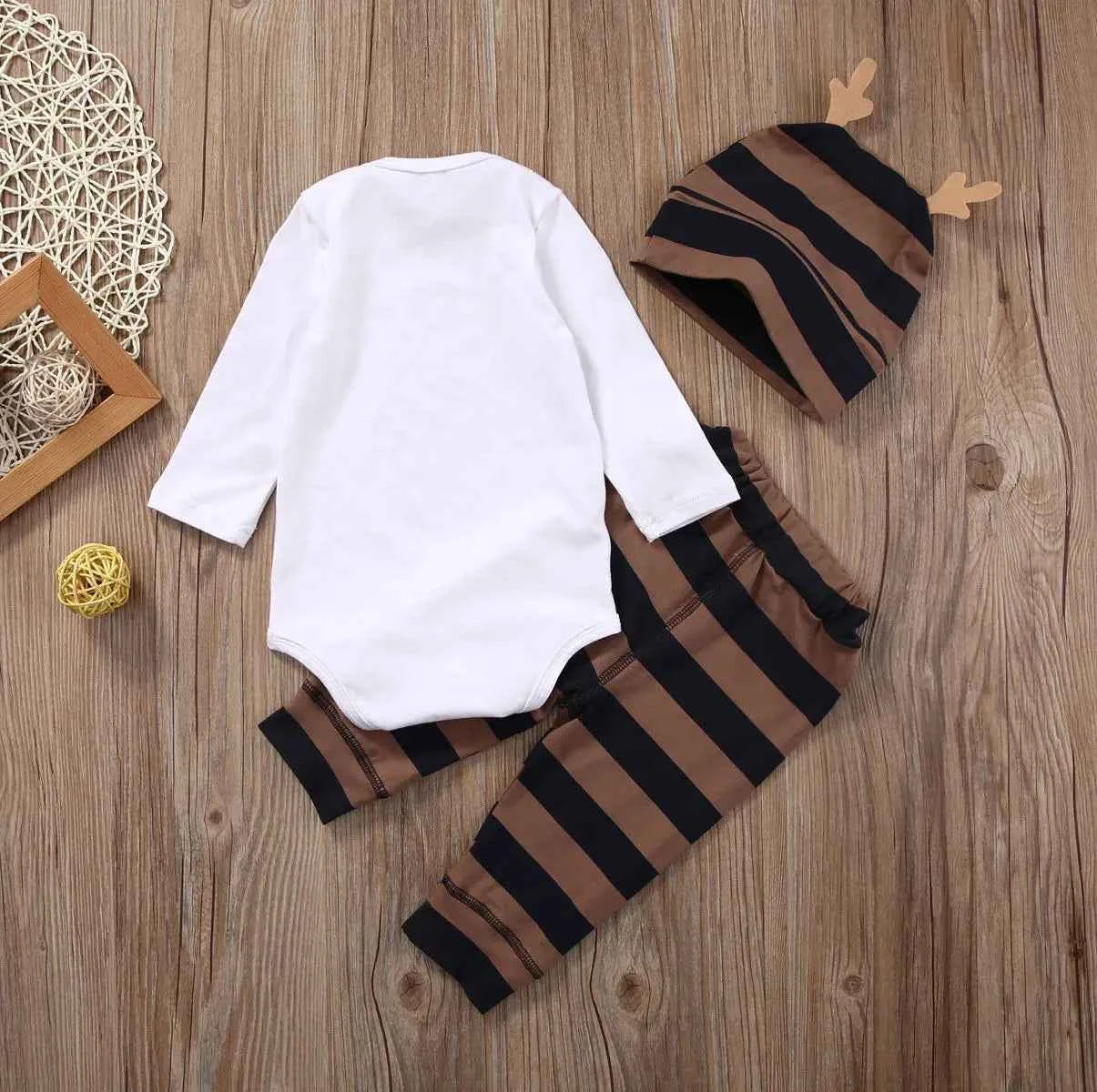 Newborn Baby Clothing Set – Long Sleeve Romper, Pants, and Hat Outfit